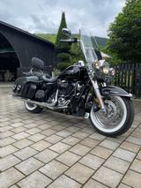 Harley-Davidson Road King Classic - HARLEY-DAVIDSON ROAD KING CLASSIC