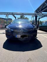 Opel Astra 1.6 Diesel Selection 70kW Selection - Opel Astra mit Diesel-Antrieb: Limousine, 1.7