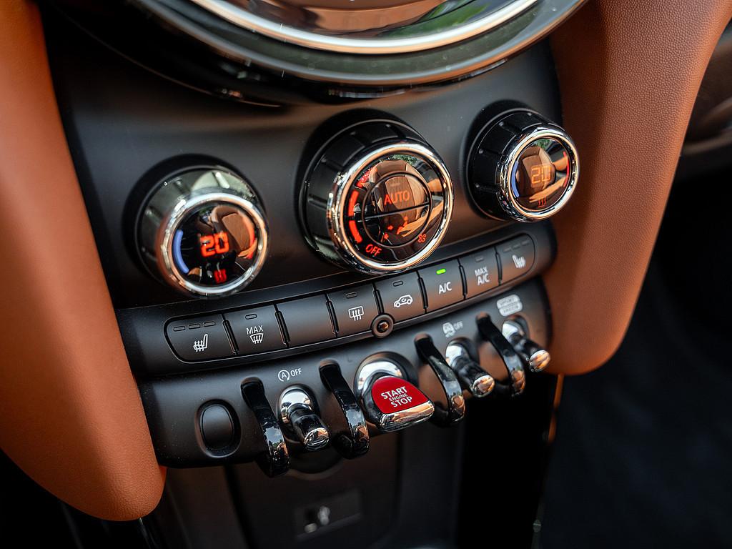 MINI Cabrio Cooper Classic Trim LED FACEL. ACC NAVI