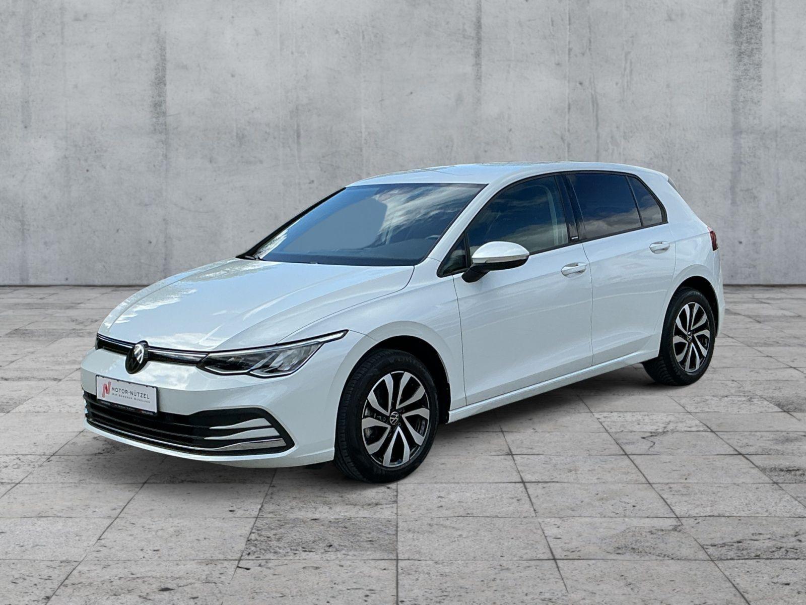 Volkswagen Golf VIII 1.0TSI ACTIVE LED+NAV+ACC+2xPDC+AHK+VC