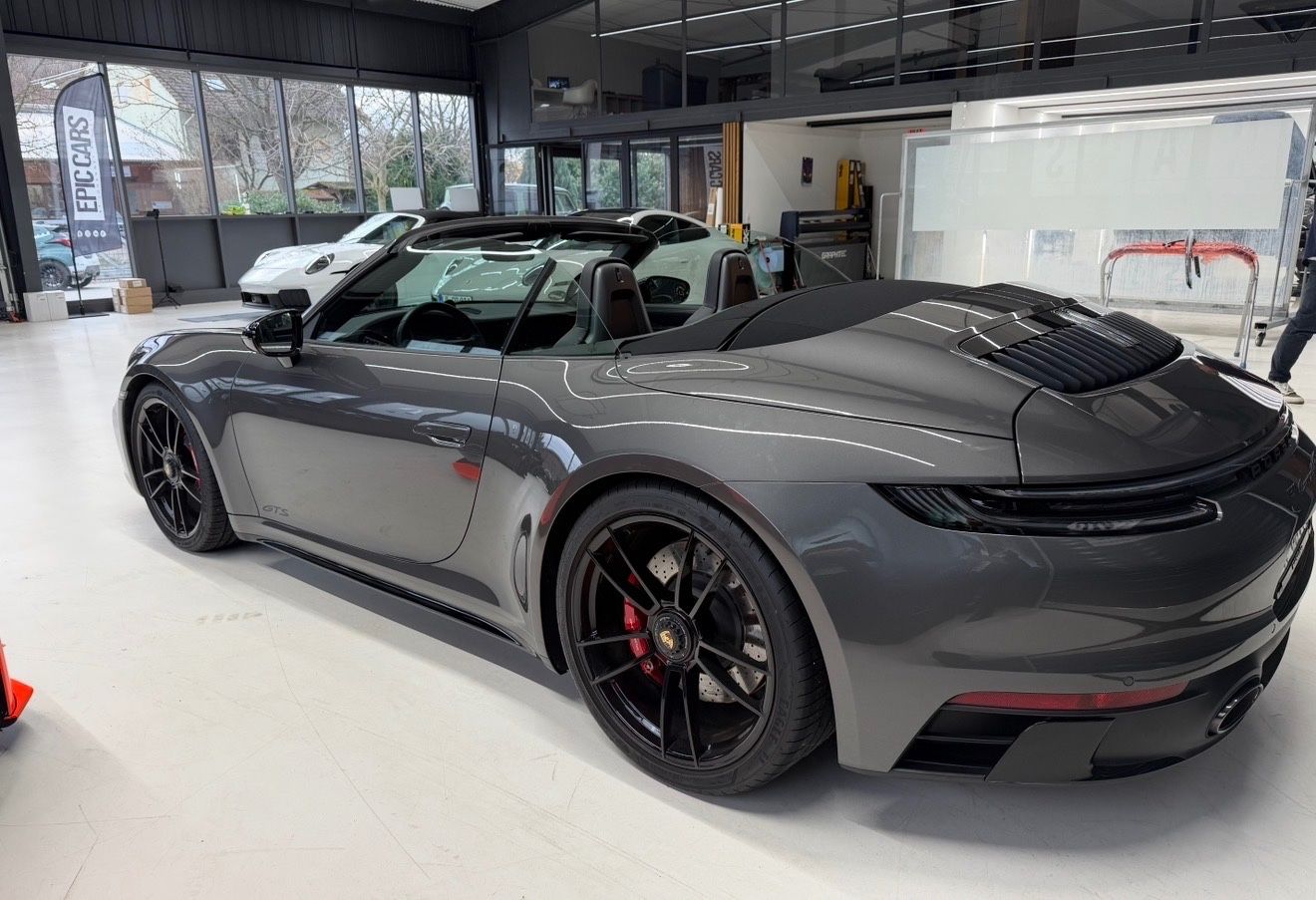 PORSCHE 992 Carrera 4 GTS Cabriolet Carrera GTS