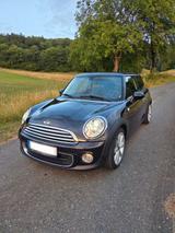 MINI One D / Navi / H&K / Pano. / Chili / Iced Chocl. - MINI One D mit Schiebedach