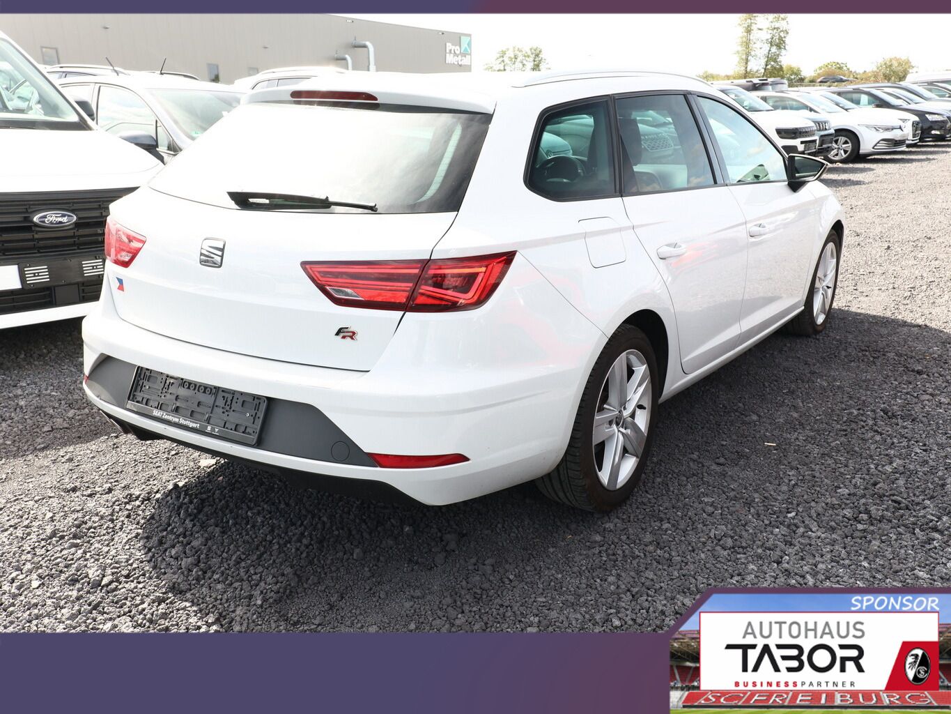 Seat Leon ST 2.0 TDI 150 DSG FR Black Matt Edition imagem 3