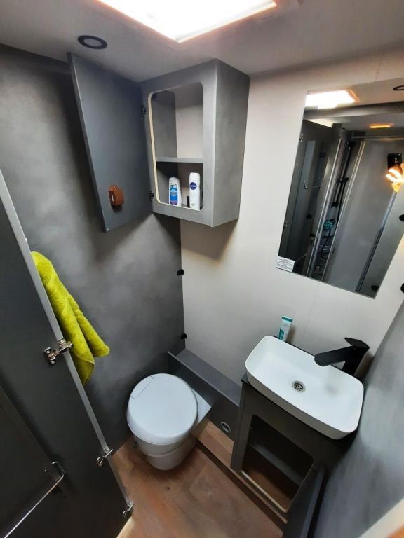 Fahrzeugabbildung Crosscamp EXPDN 7.4 E Verfüg./Sparen Sie 4.159,- €
