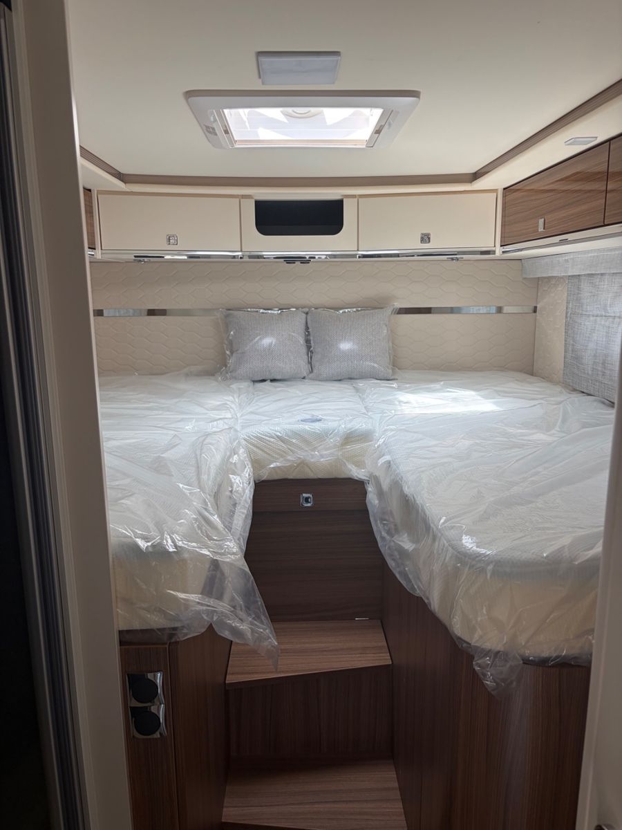 Fahrzeugabbildung Eura Mobil Contura 766EF Comfort