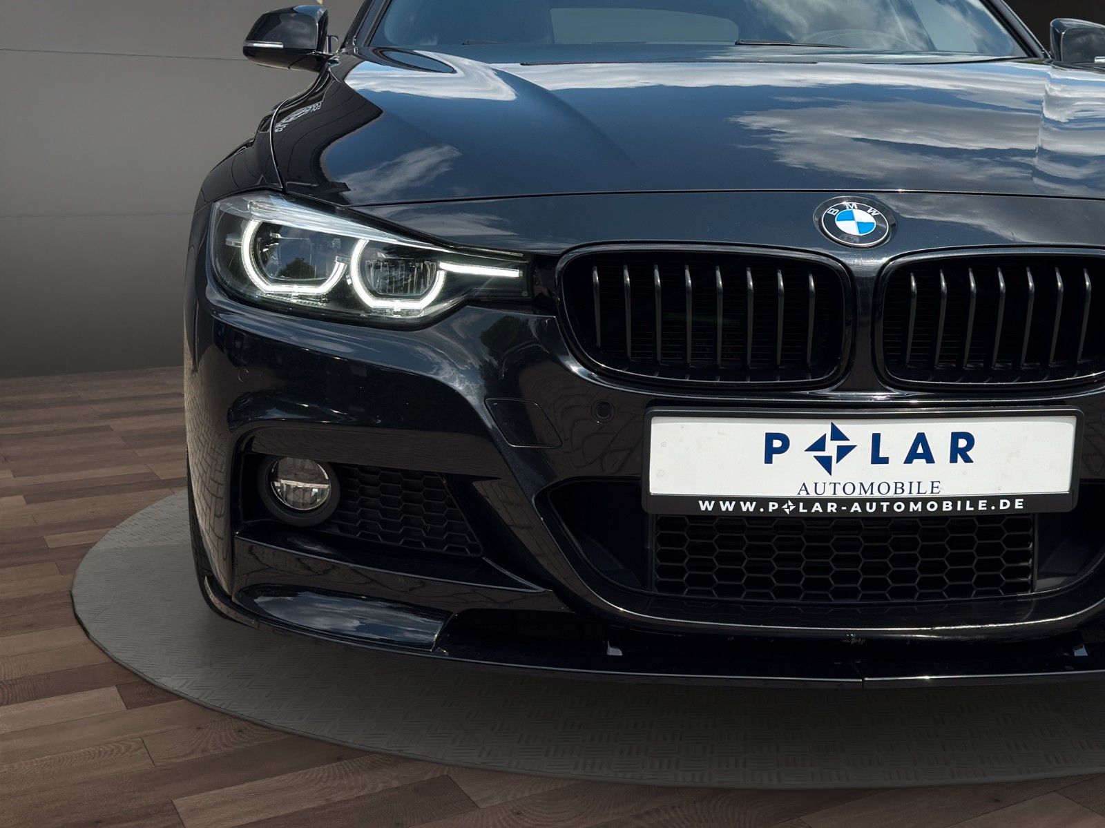 Fahrzeugabbildung BMW 318d MSport*Pano*LED*RFK*Bhz-Lenkrad*Head-Up*