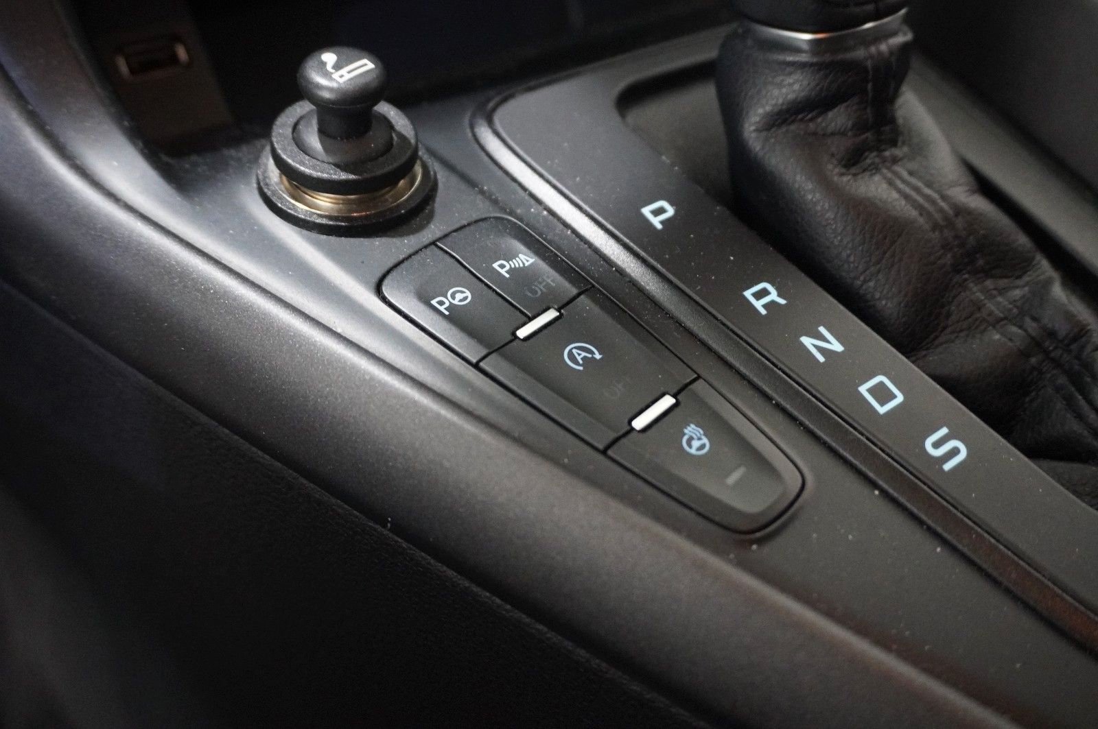 Fahrzeugabbildung Ford Focus Turnier 1.5D BUISNESS NAVI/LED/SH/PDC/TEMP