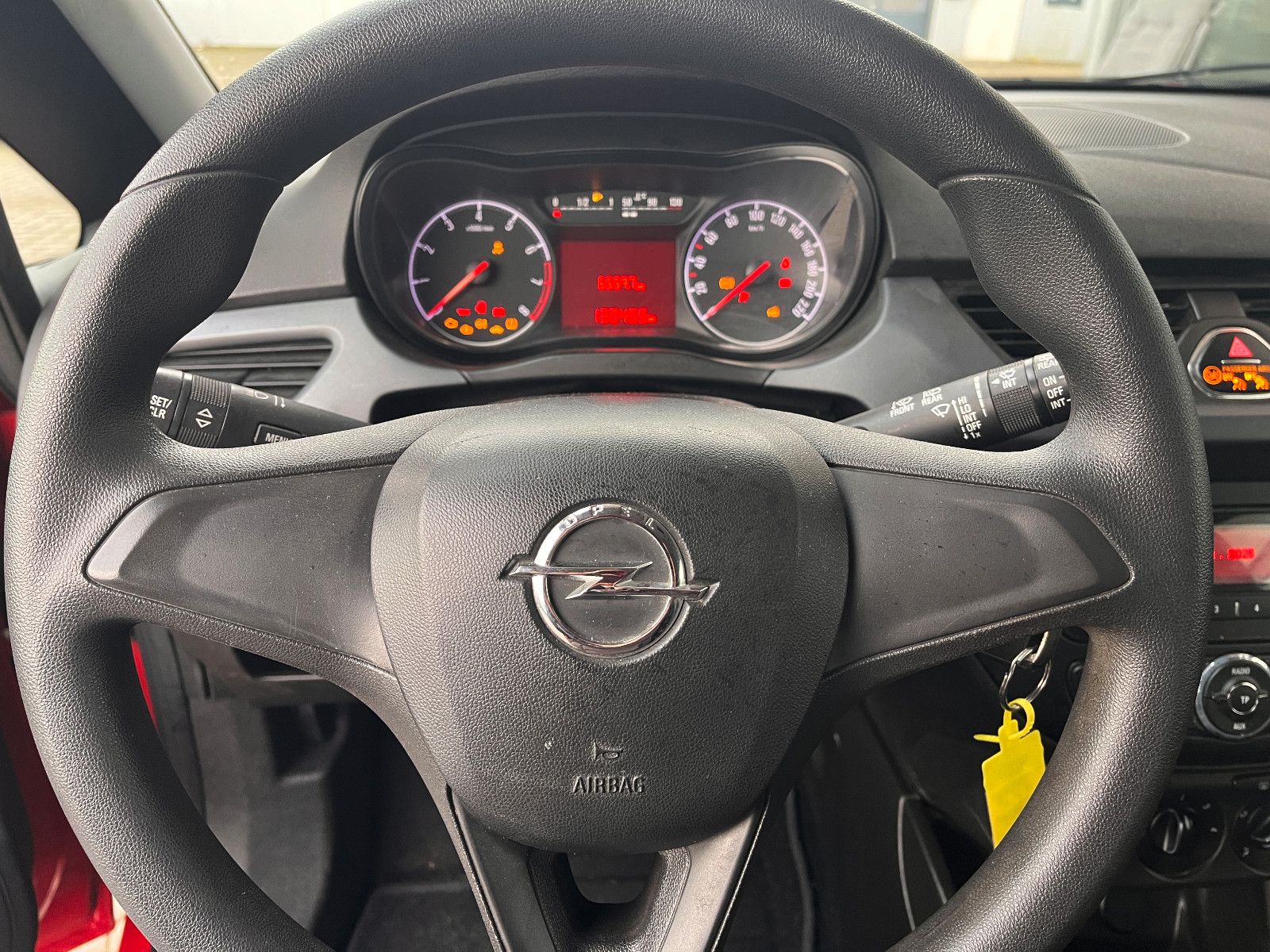 Fahrzeugabbildung Opel Corsa E Selection