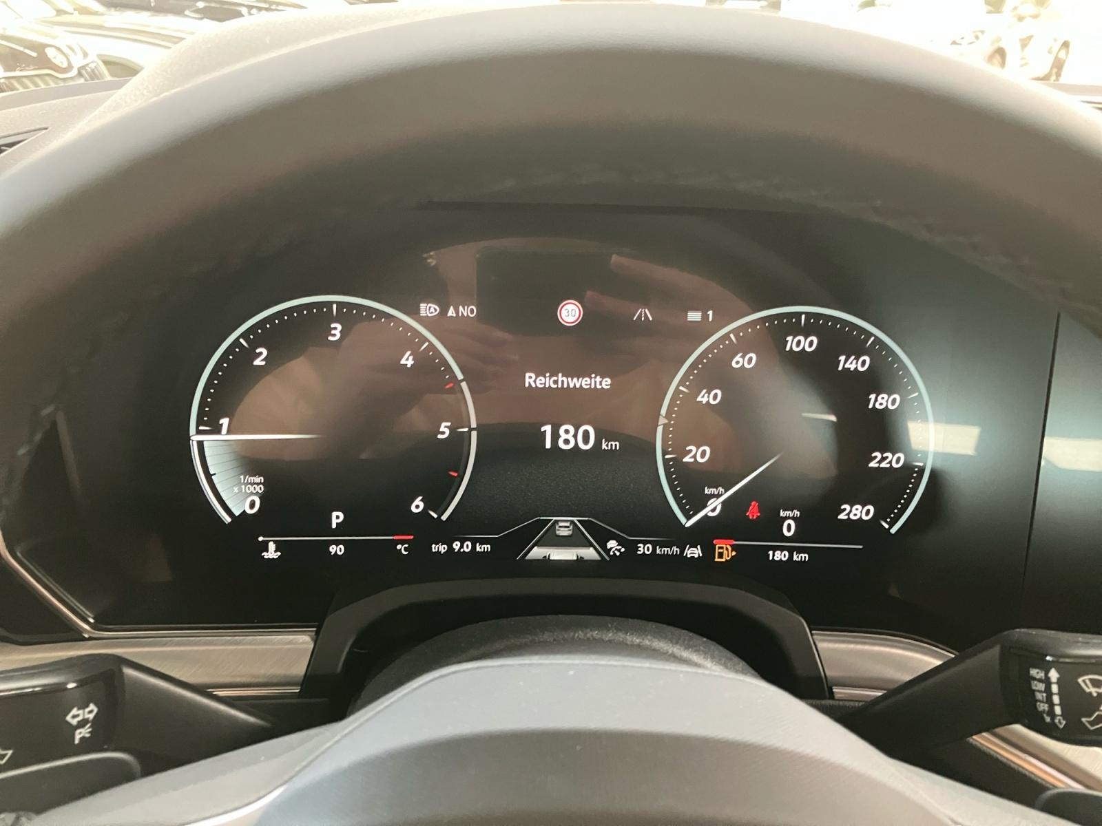 Volkswagen Touareg 3,0 TDI V6 4motion R-Line FINAL EDITION