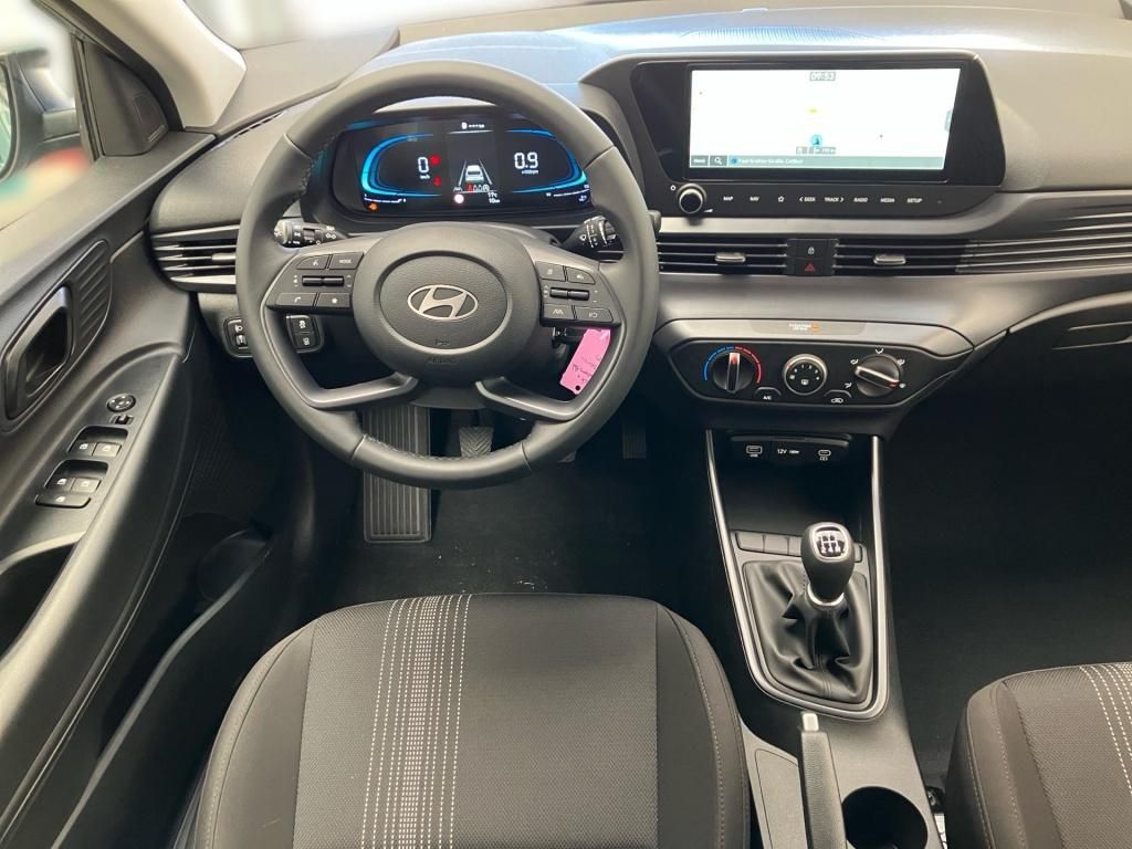 Fahrzeugabbildung Hyundai i20 1.2 5-MT Select Navi SpurH KAM PDC