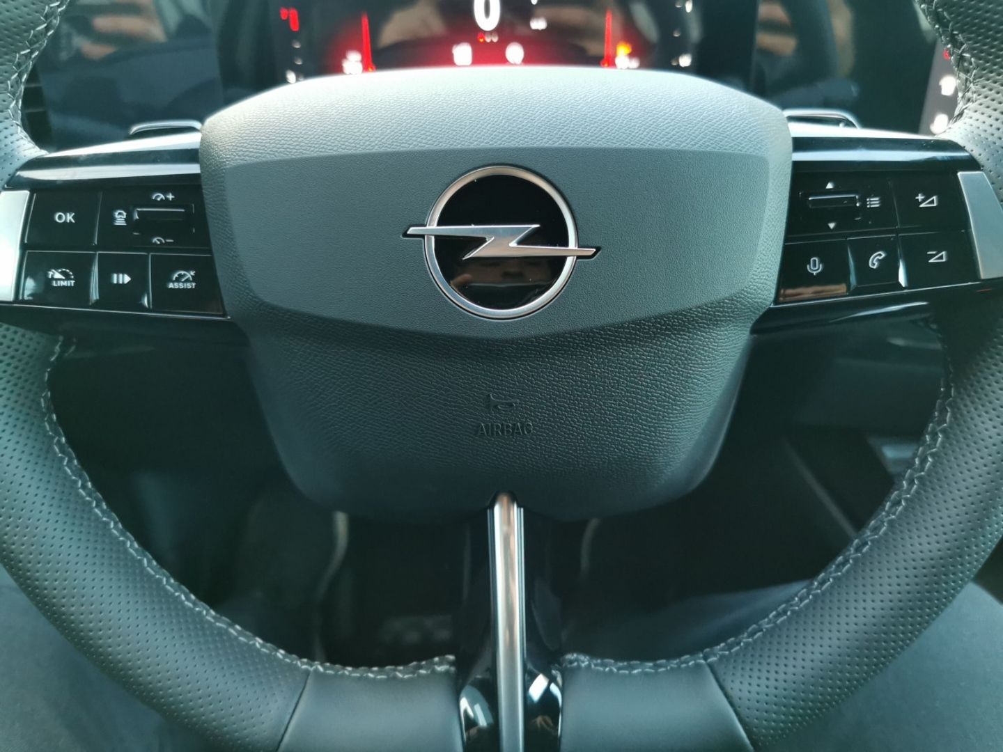 Fahrzeugabbildung Opel Astra Sports Tourer GS Navi digi.Cockpit LED SHZ