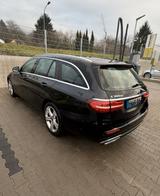 Mercedes-Benz E 300 de 4MATIC T AVANTGARDE 8-Fache Bereifung - Mercedes-Benz E 300 in Mannheim