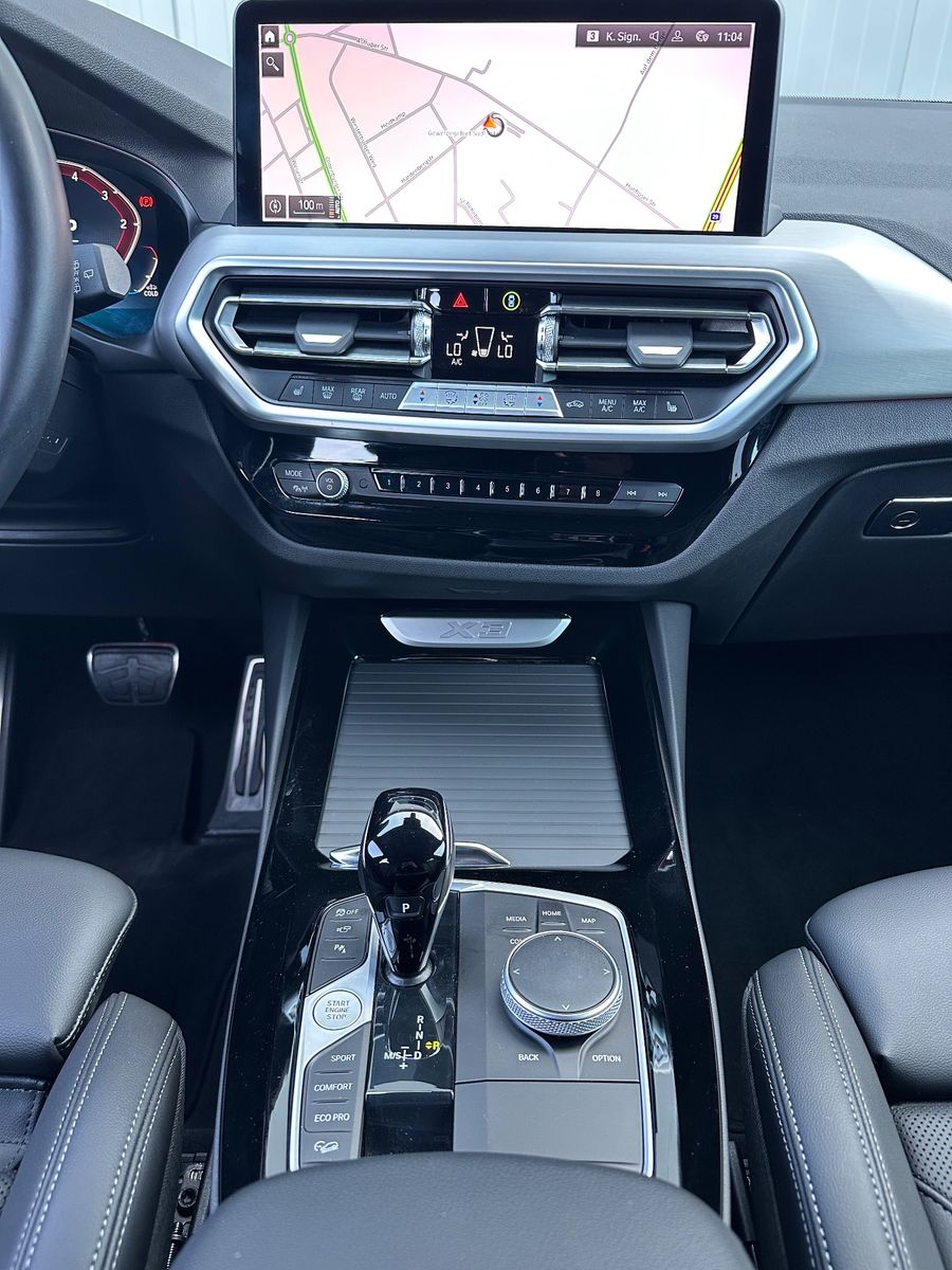 Fahrzeugabbildung BMW X3 xDrive30d M-Sport NAV+LED+AHK+HUD+360°+19ZO
