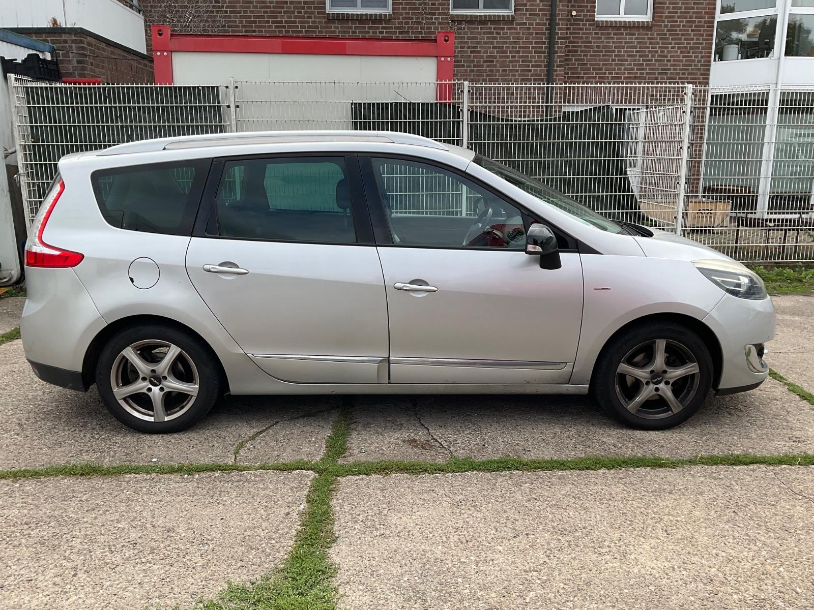 Renault Scenic 2013 — engine 1.598 cm³, 131 HP (96kW)