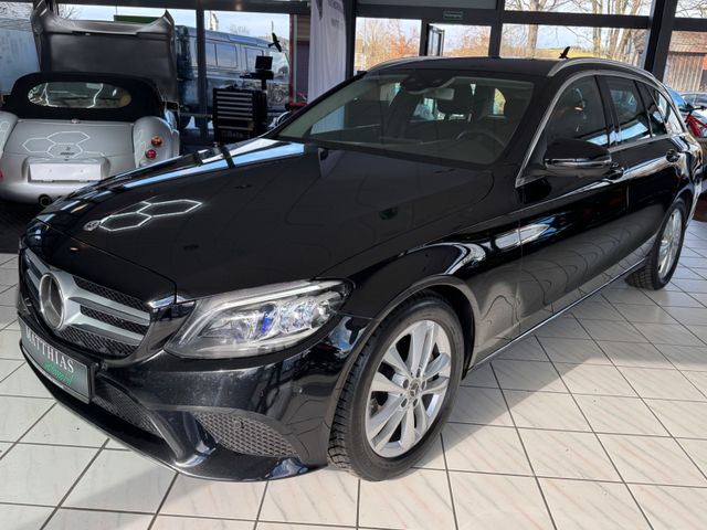 Mercedes-Benz C 300d T-Modell/AHK/MultiB/VollLeder/Navi/360