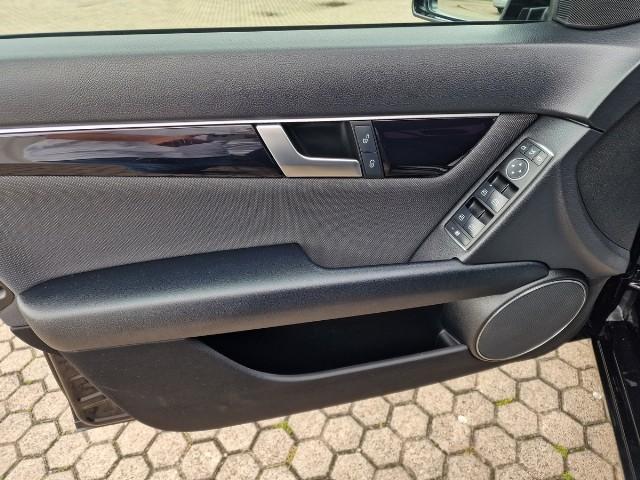 Mercedes-Benz C 180 CGI T*Navi*17 Zoll*Sitzheiz.*MB-Service