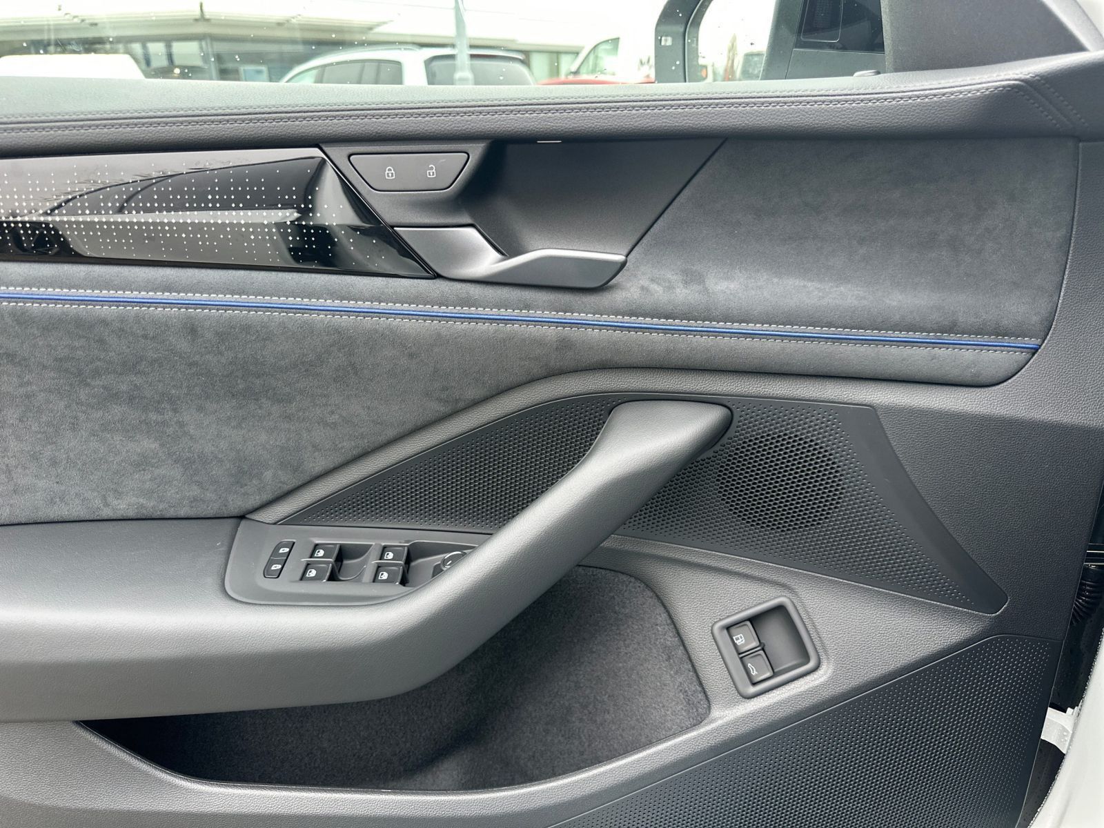 Volkswagen Passat - Bild 13