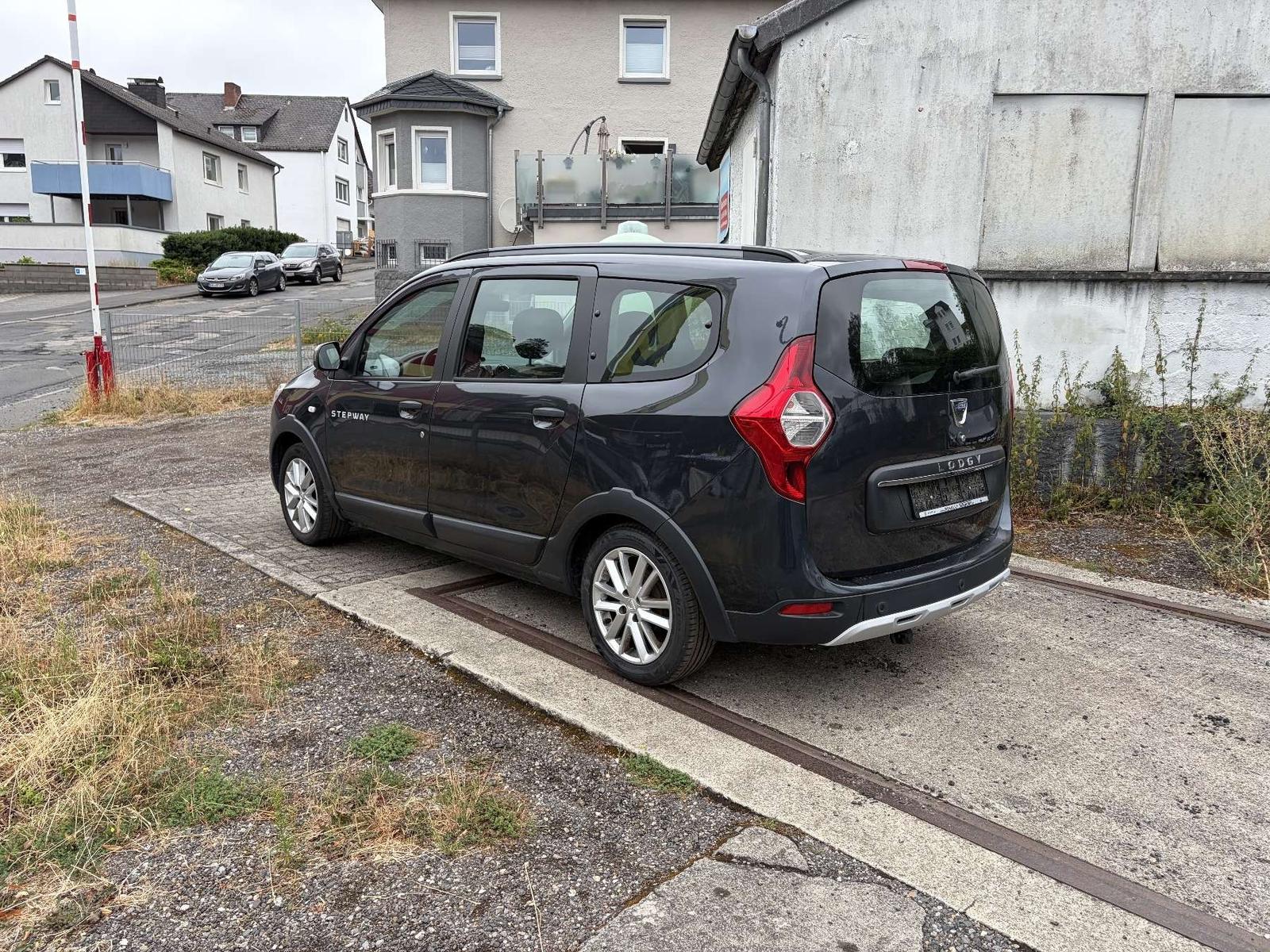 Dacia Lodgy Stepway TCe 130 GP