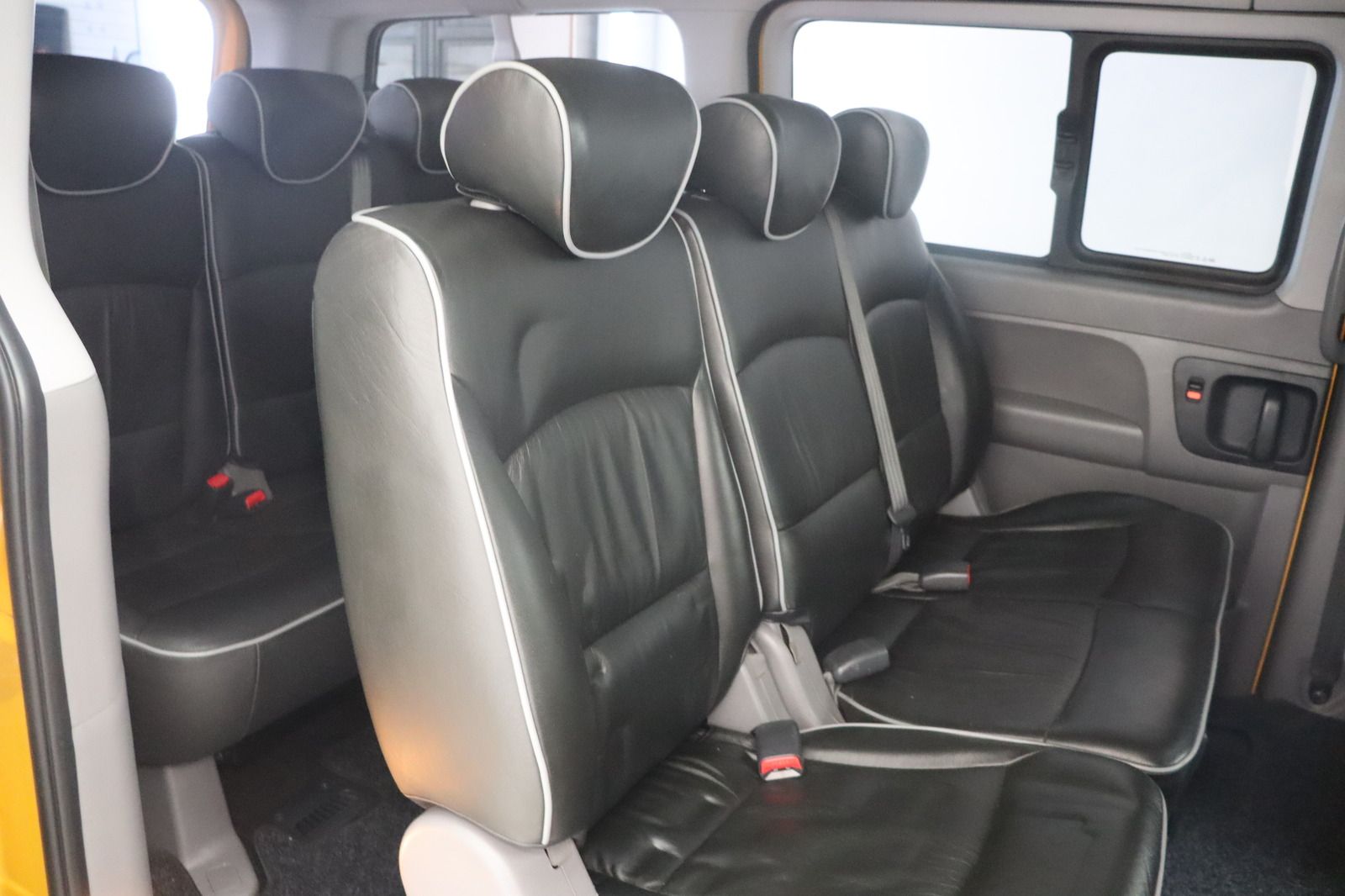 Fahrzeugabbildung Hyundai H-1 2.5CRDi Starex * RFK * Lenkradhzg. * Navi