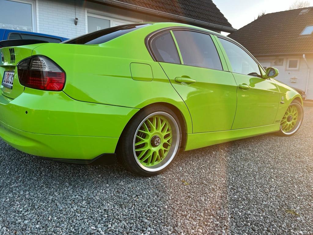 BMW 325