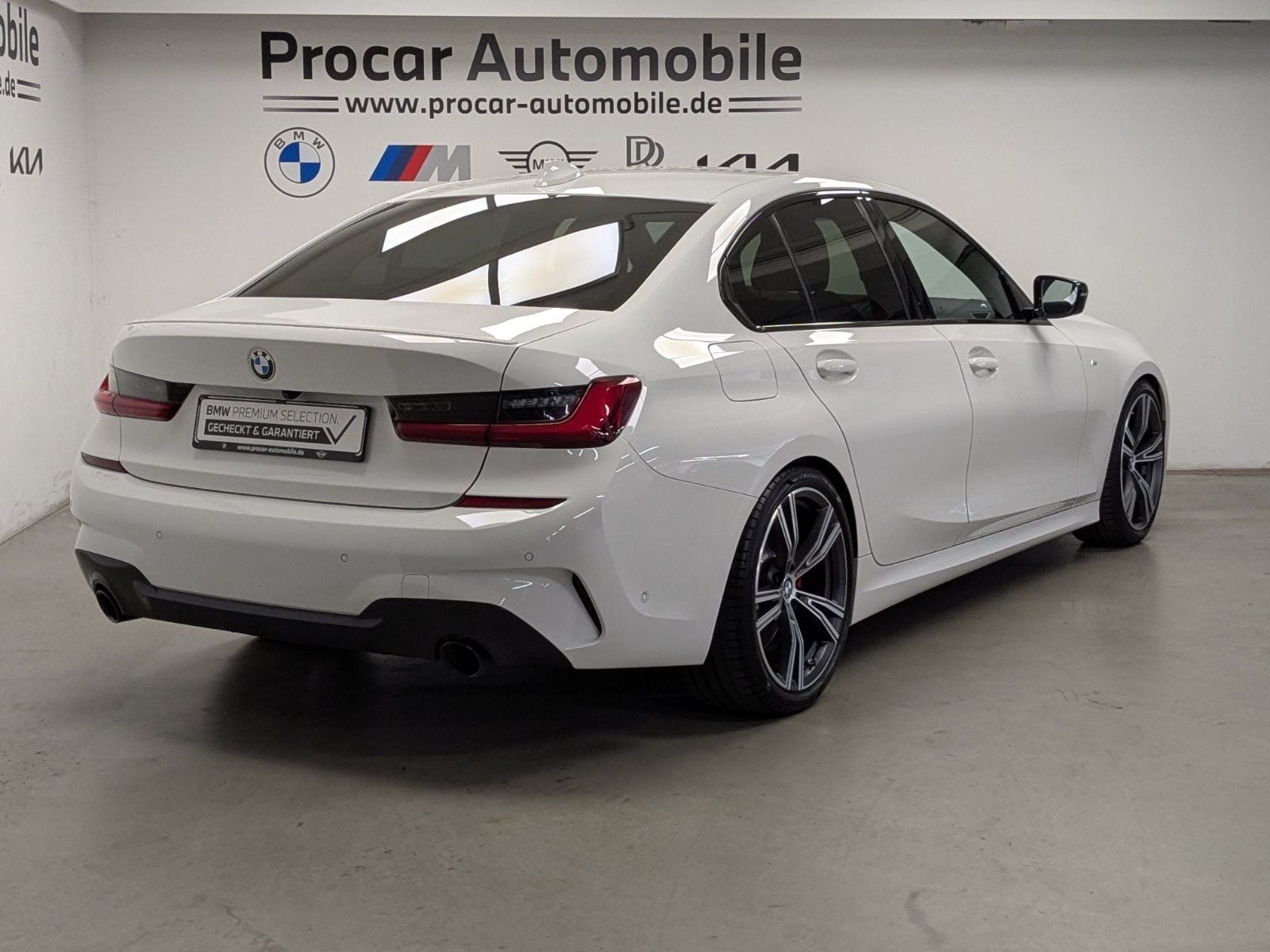 BMW 330i M Sport Laser DA PA HiFi 19'' DAB foto 4