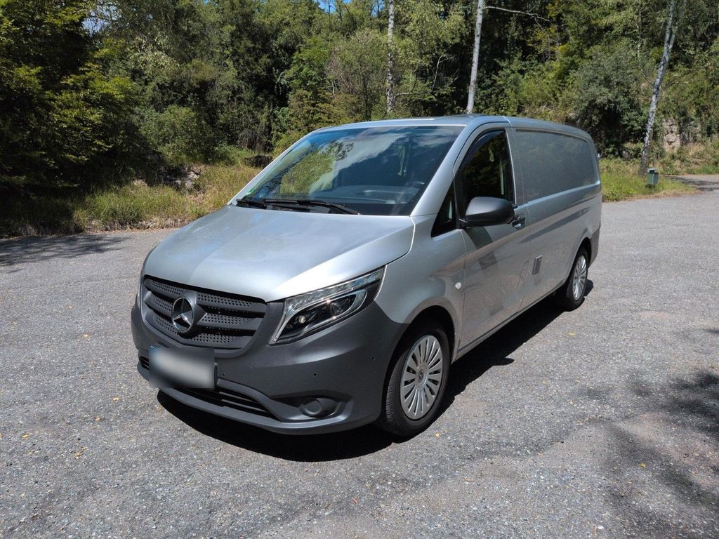 Image of Mercedes-Benz eVito