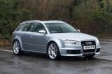 Audi RS4 4.2 quattro Avant  - silberne Audi RS4