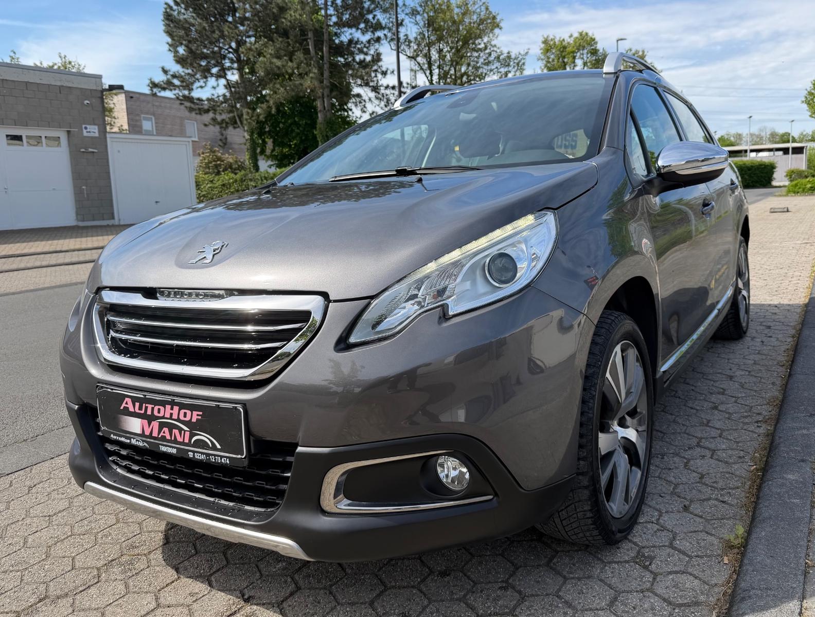Peugeot 2008 Allure/TÜV Neu/Navi/PDC