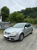 Volkswagen VW Golf 5 1.9tdi Tempomat / Sit... - Volkswagen Golf mit Diesel-Antrieb: Kleinwagen, 5.1