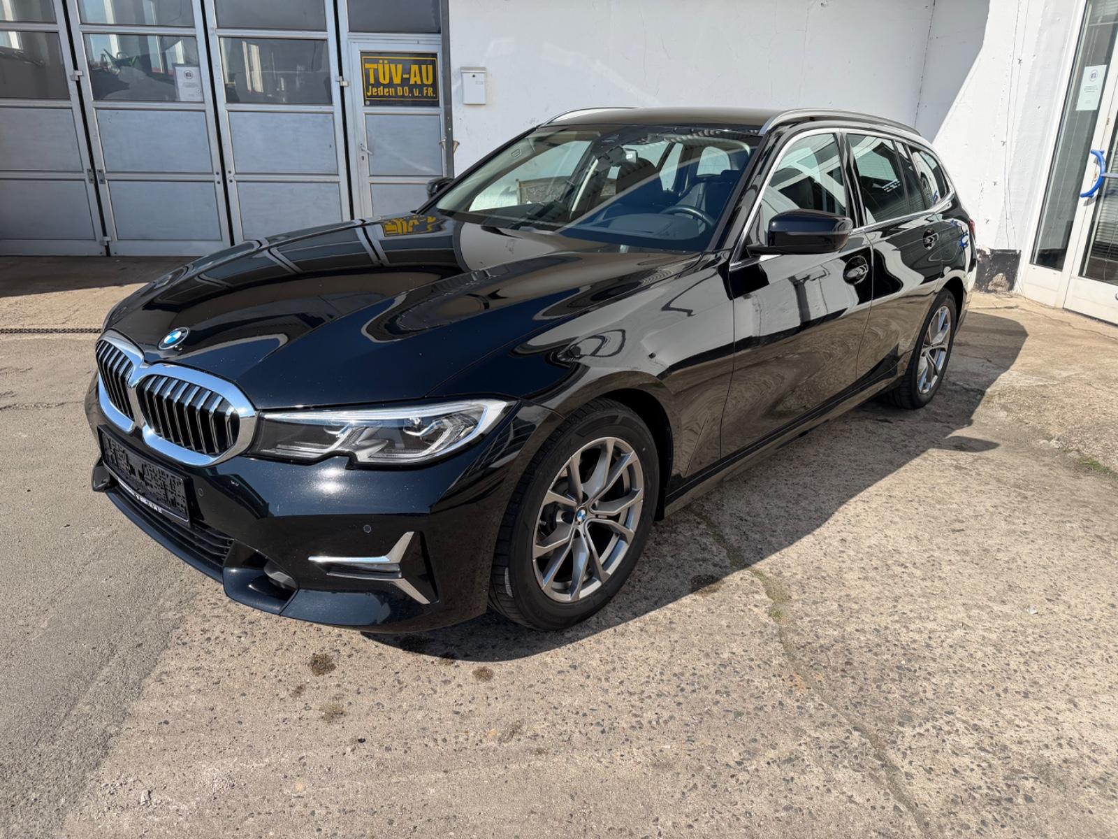 BMW 320d A. Luxury Line Head-Up Laser AHK Leder