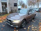 BMW 320 d xDrive Automatik / Navigation / Leder - BMW 320: 320d