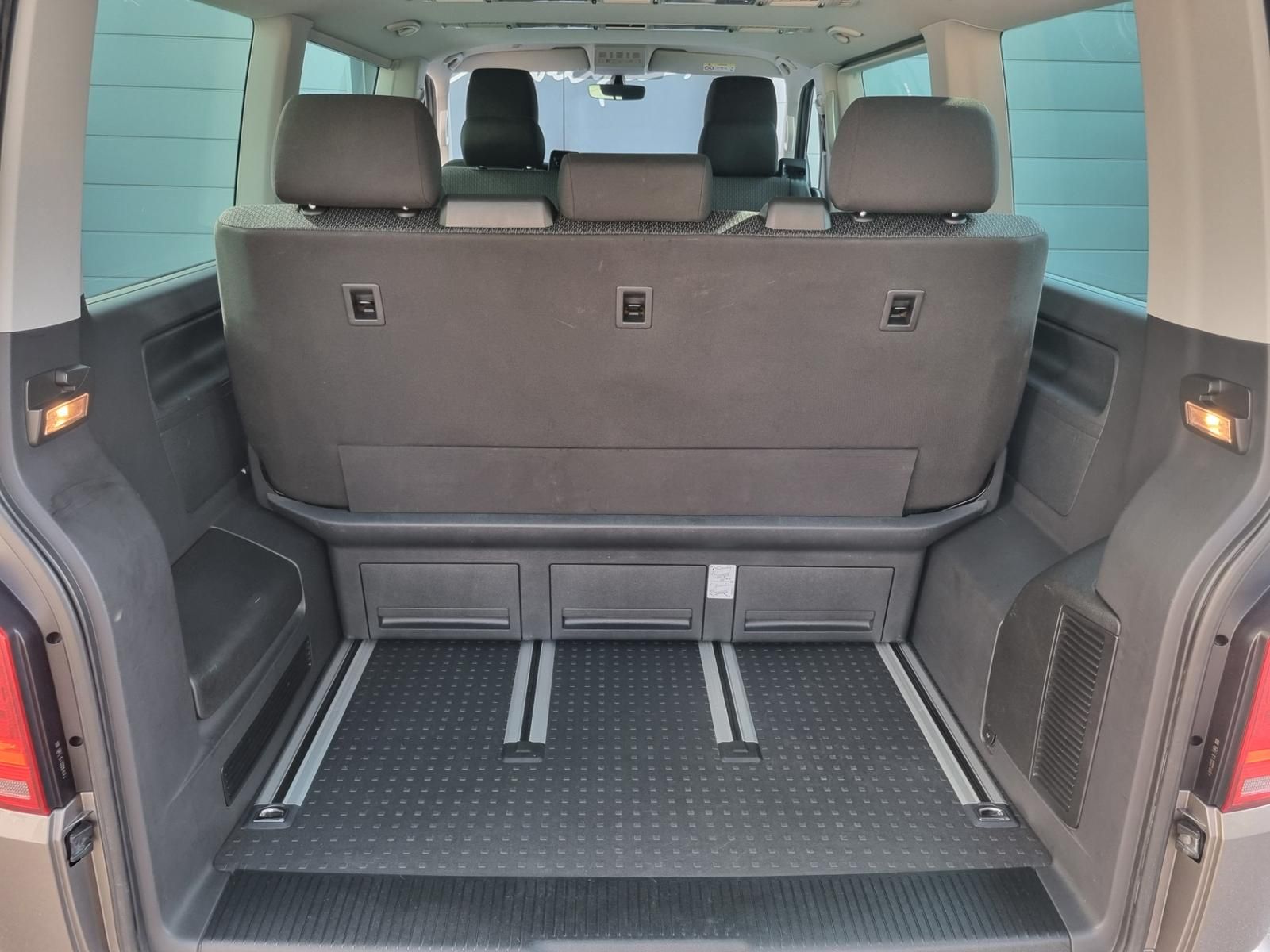 Volkswagen T6 2.0 TDI Multivan Trendline foto 21