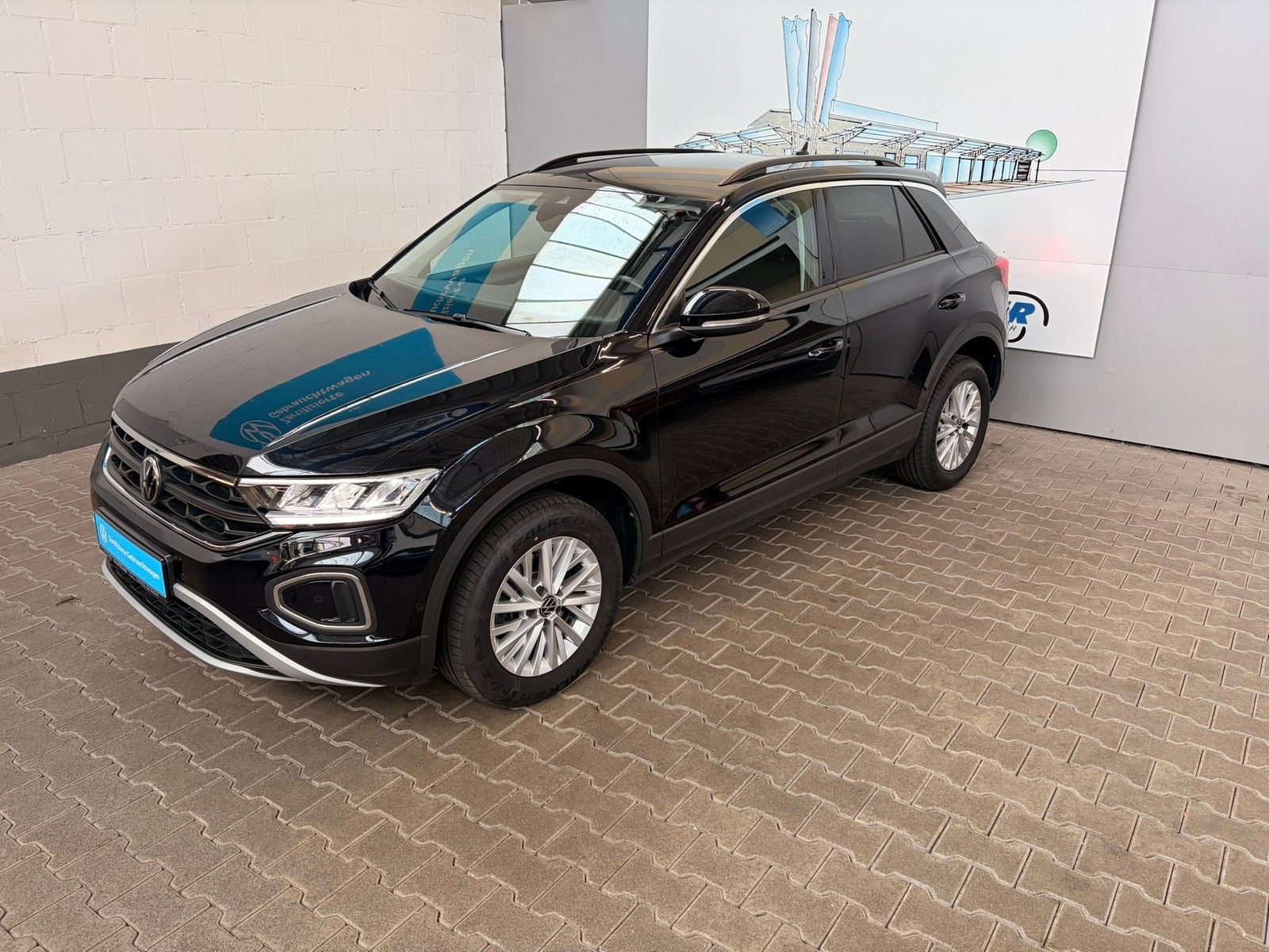 Fahrzeugabbildung Volkswagen T-Roc Life 2,0 TDI DSG +Kamera+ Navi + ACC + LED