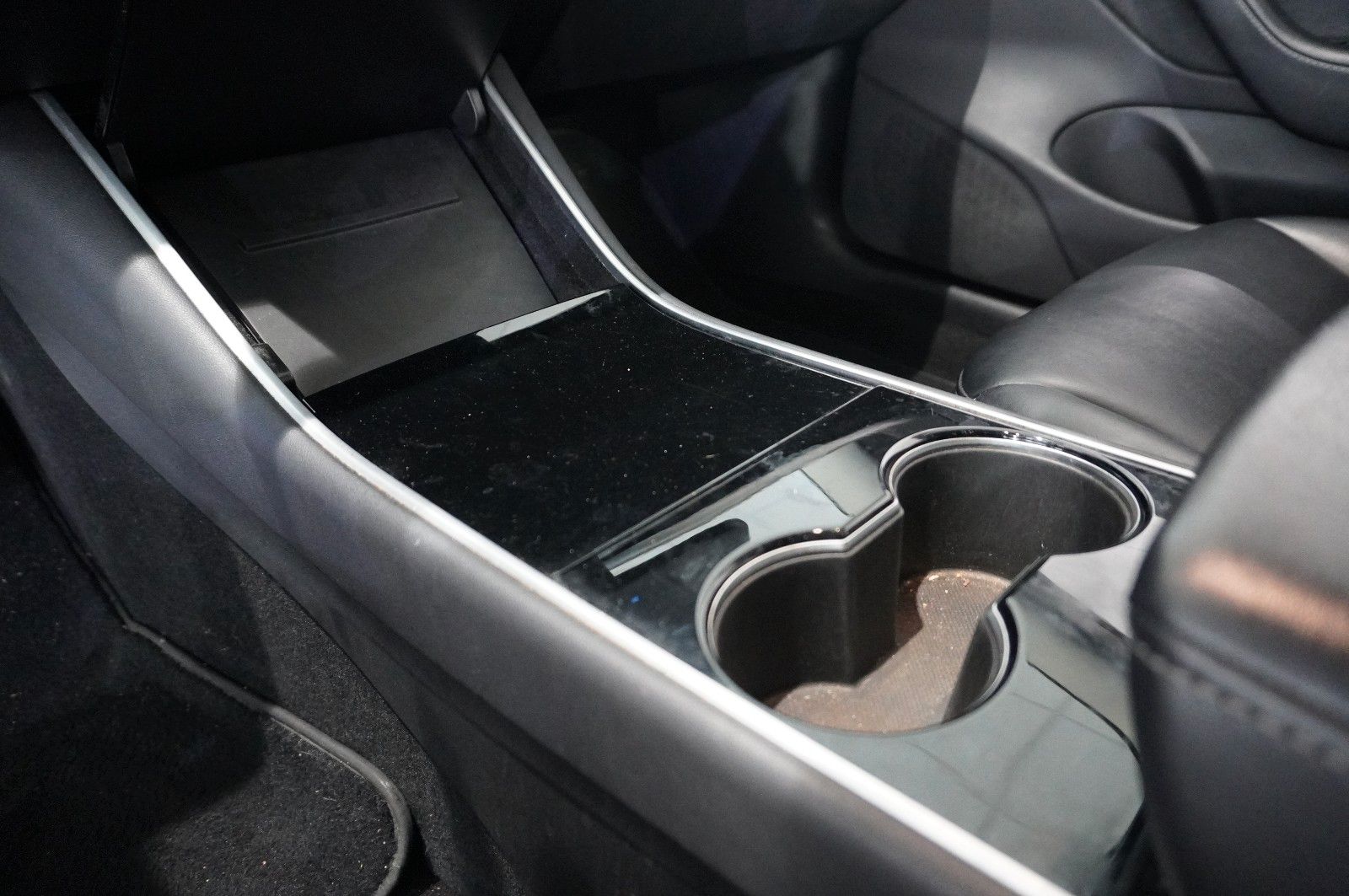 Fahrzeugabbildung Tesla Model 3 PERFORMANCE DUAL-MOTOR NAVI/LED/KAMERA