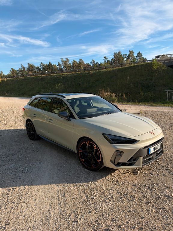 Image of Cupra Leon