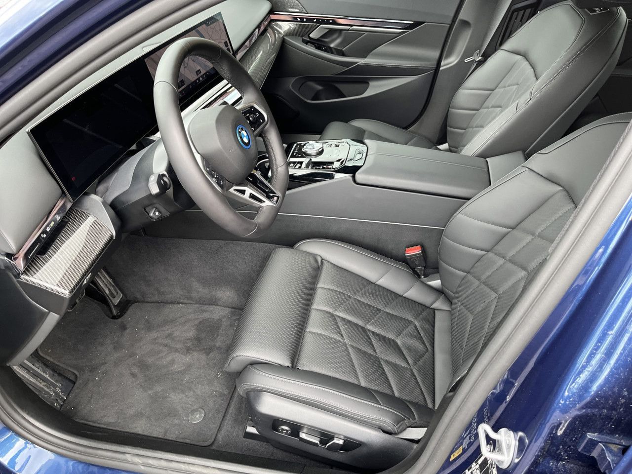 BMW i5 - Bild 13
