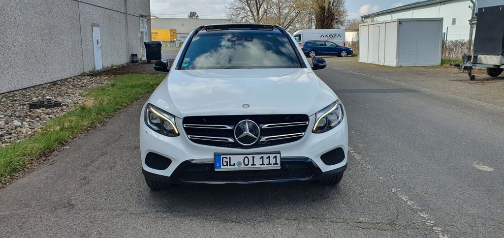 Image of Mercedes-Benz GLC 250