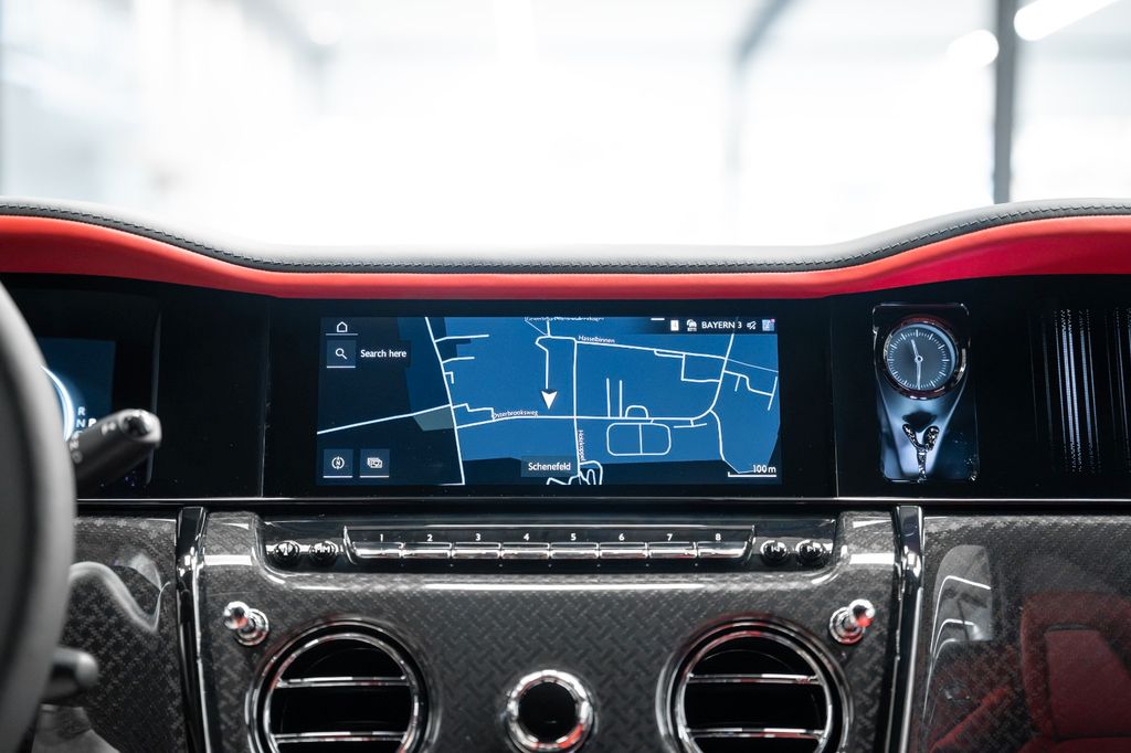 Cullinan BLACK BADGE 2026 GREY/RED STARLIGHT VIP - Bild 19