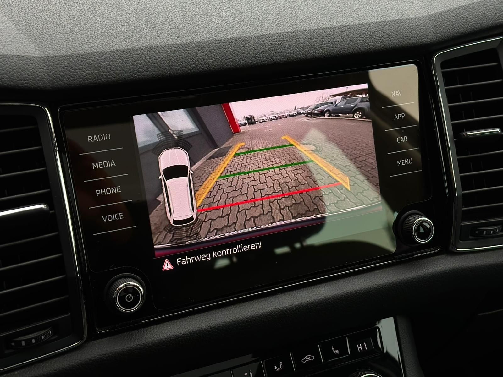 SKODA Kodiaq 1.4TSI STYLE 4x4* LED#SHZ#SH#AHK#PANO#KEY - Image 20