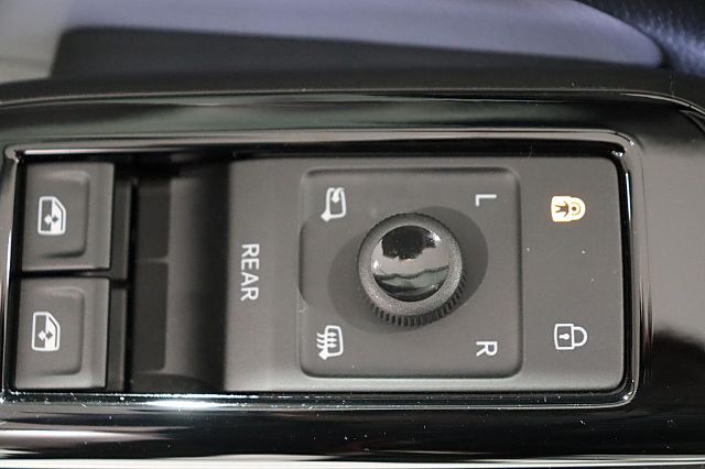 ID.4 Pure 125kW IQ-LIGHT AHK Wärmepumpe Anschlus