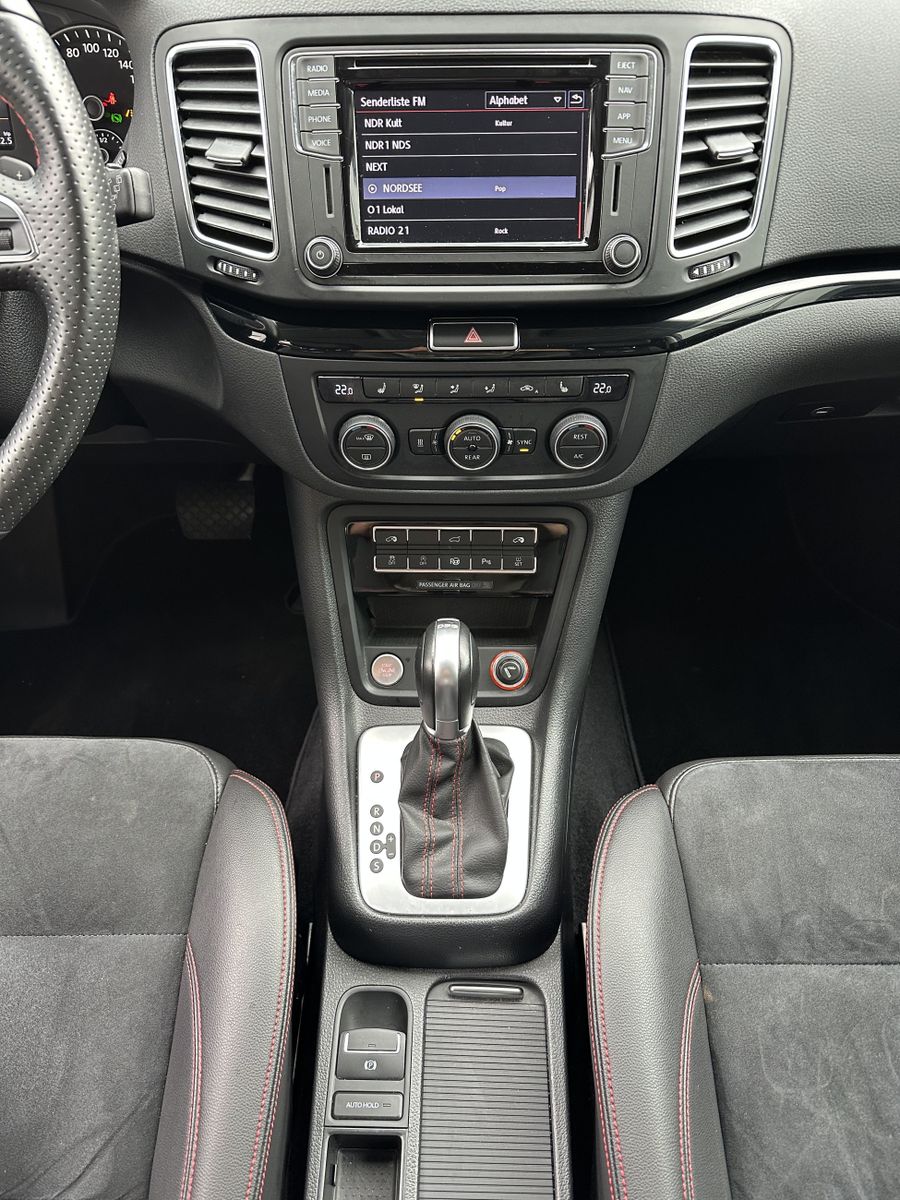 Fahrzeugabbildung SEAT Alhambra 2.0 TDI DSG 4D FR-LINE NAV+XEN+ACC+18ZO