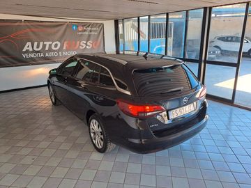 Opel Astra - 12