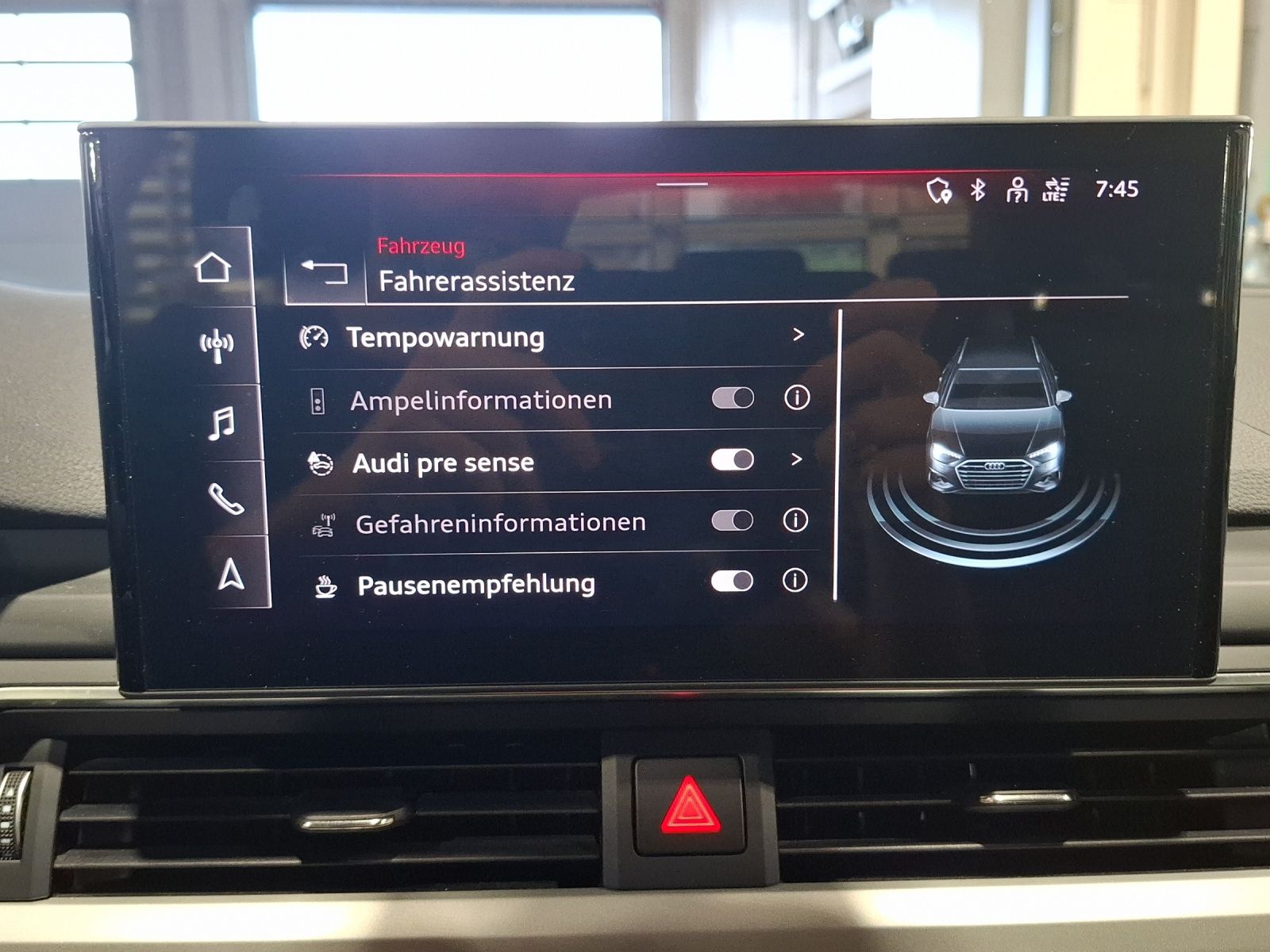 Fahrzeugabbildung Audi A4 Avant 35 TFSI advanced S-tronic GRA Navi