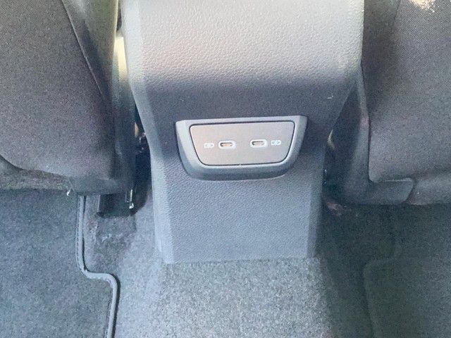 Fahrzeugabbildung Volkswagen Polo 1.0 Life LED AID Klima GRA PDC SH