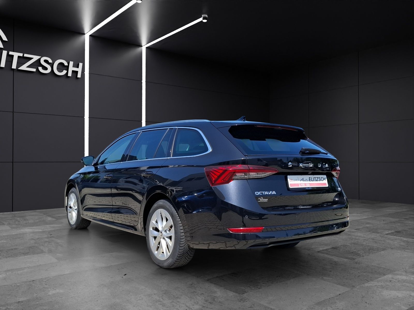 Fahrzeugabbildung SKODA Octavia Combi iV Style DSG LED RFK SH LM