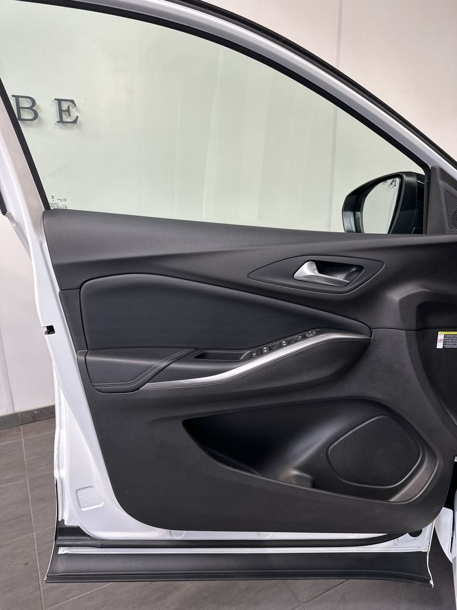 Fahrzeugabbildung Opel Grandland X 1.5 D Elegance AT NAV+MATRIX+ACC+AHK