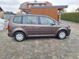 Volkswagen Touran 1.6 TDI Trendline BlueMotion Technolo...  - Volkswagen Touran: TDI Bluemotion