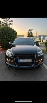 Audi Q7 3.0 TDI S-Line 7-Sitzer - Audi Q7 aus 2008: Line
