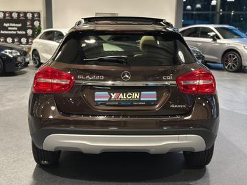 صورة 9 لـ 2014 Mercedes-BENZ GLA