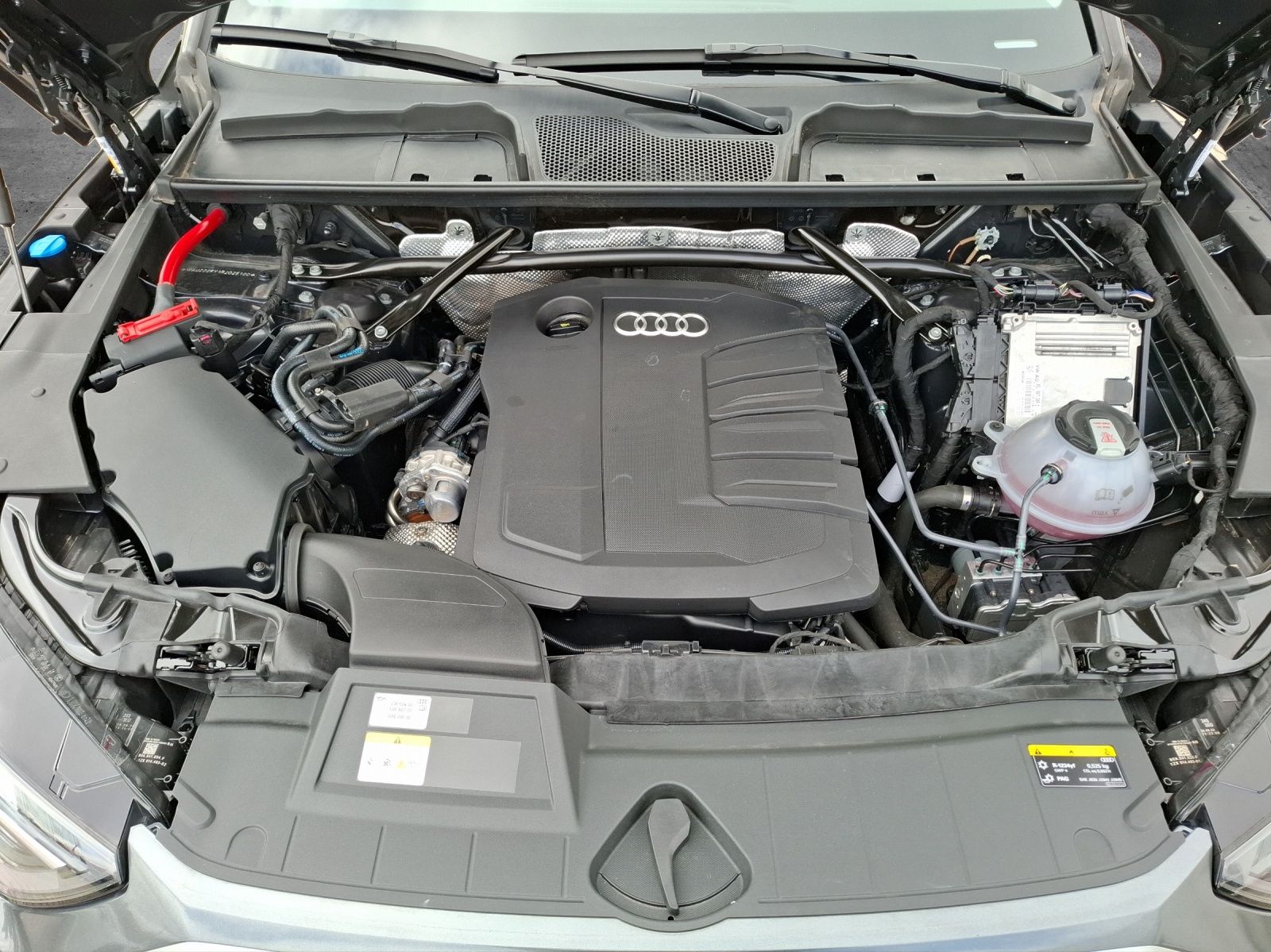 Fahrzeugabbildung Audi Q5 40 TDI Q S-line S-tronic LED AHK Navi GRA PDC